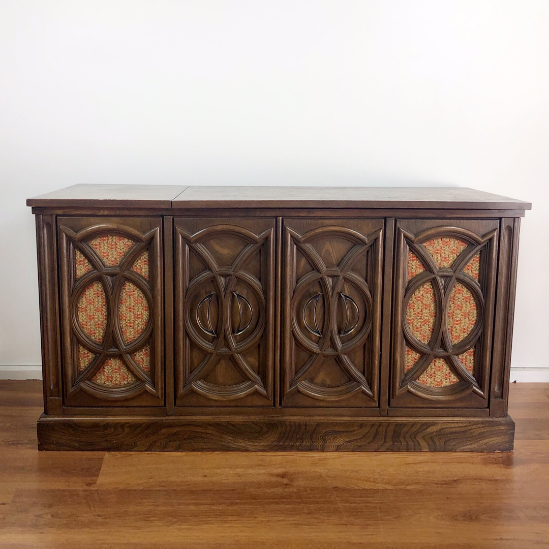 rust-oleum-vintage-radio-upcycle-inspirational-project-before