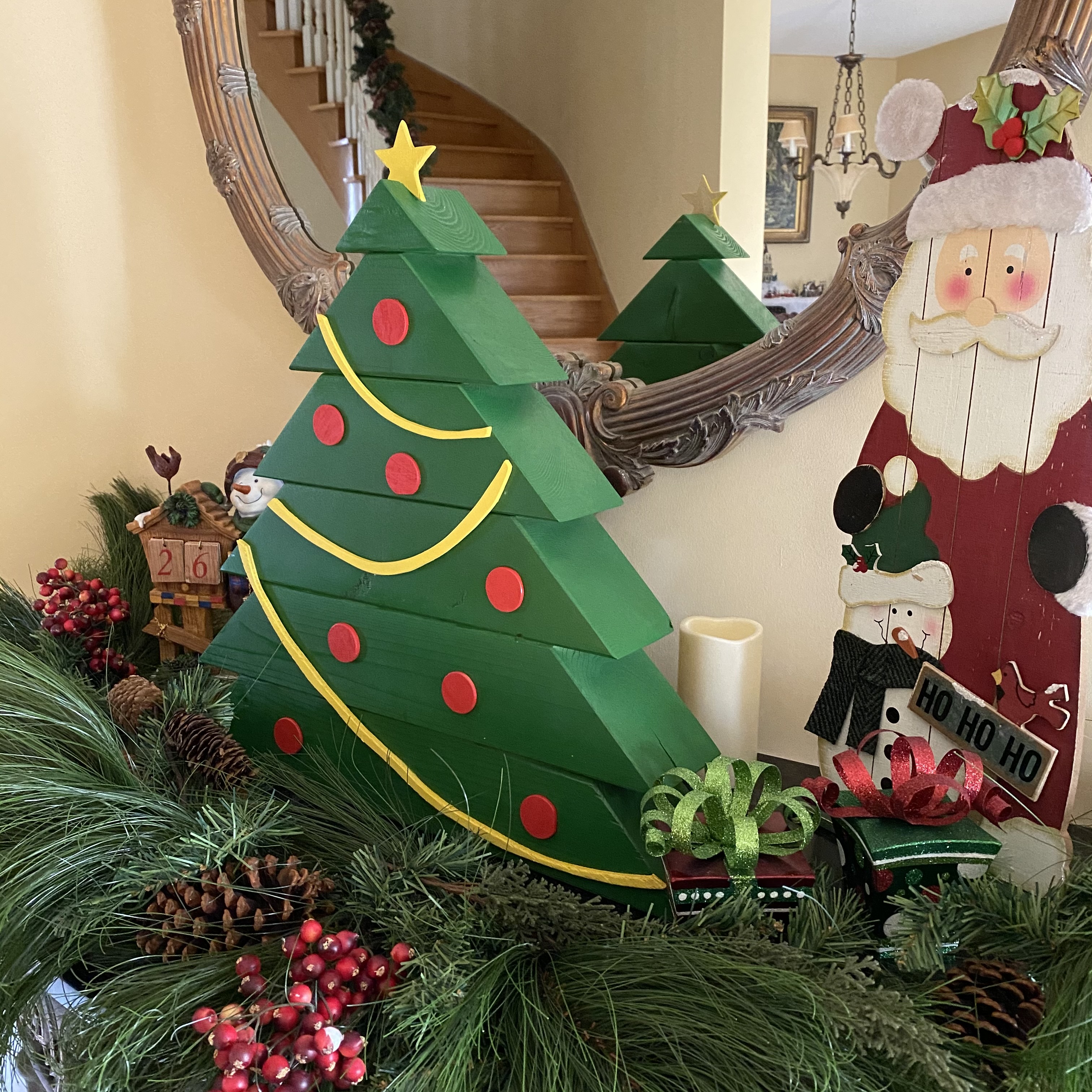 DIY-Table-Top-Christmas-Tree-by-Rust-Oleum-inspirational-Projects