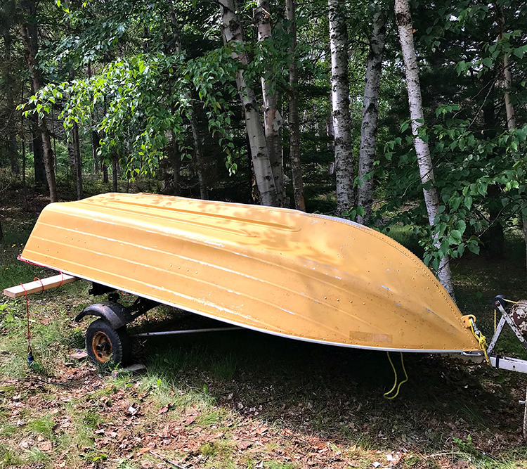 Rust-oleum-boat-make-over-inspirational-project-before
